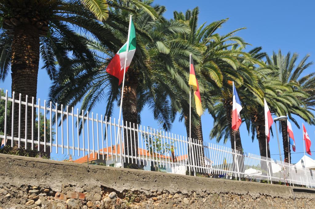 Il Borgo Degli Ulivi Aparthotel Pietra Ligure