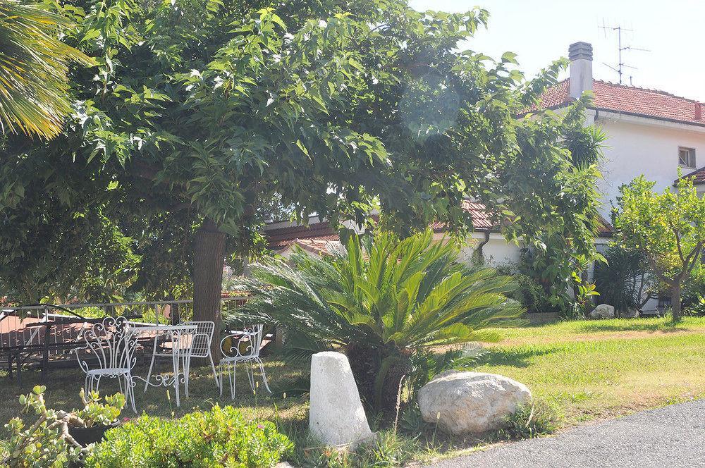 Il Borgo Degli Ulivi Apart-hotel
