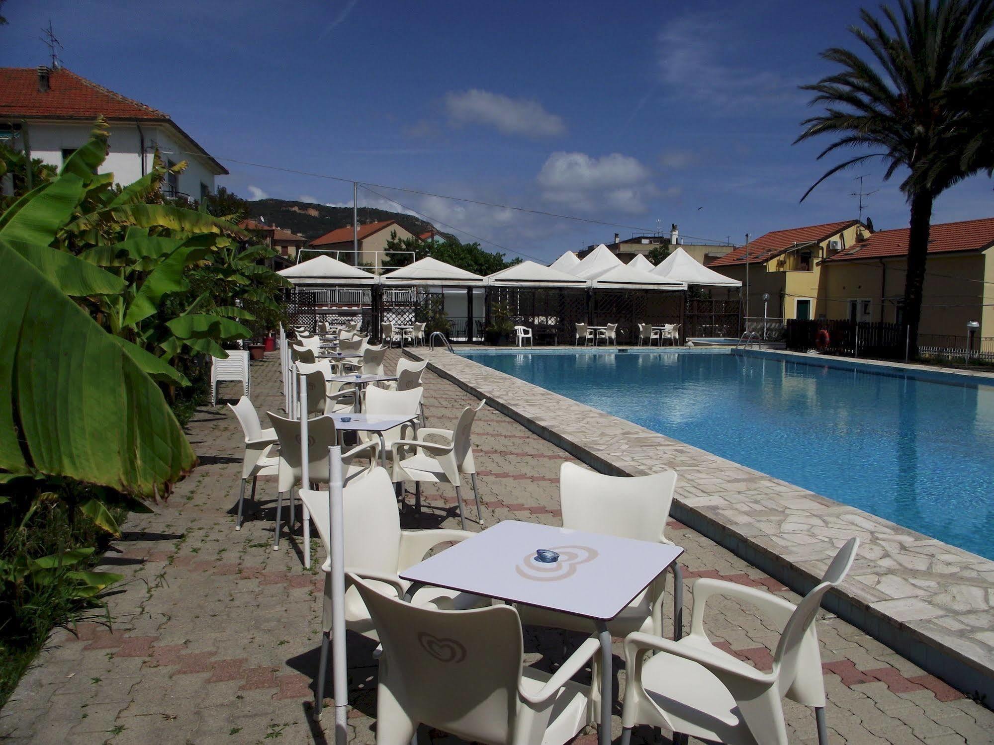 Apart-hotel Il Borgo Degli Ulivi 3*